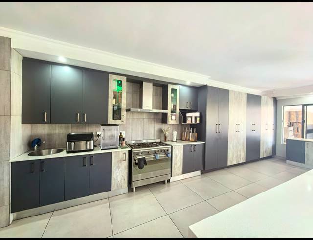 3 BEDROOM HOUSE FOR SALE IN VAALPARK